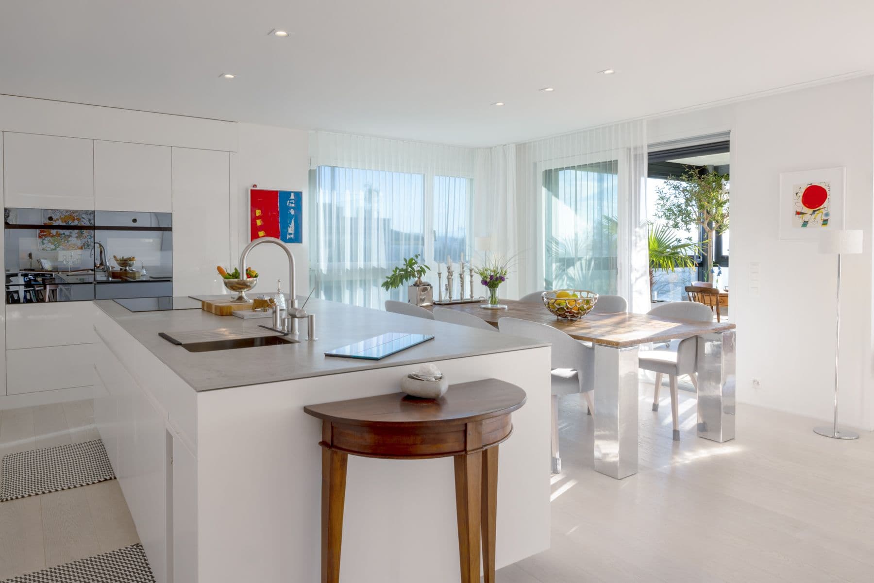 Hochwertige 4½-Zimmer Wohnung mit Panoramafernsicht