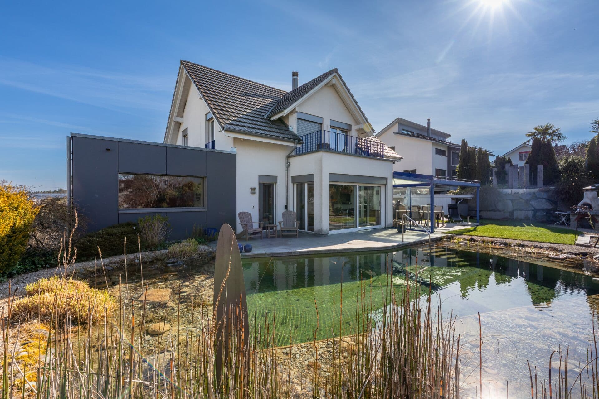 Grosszügiges Einfamilienhaus mit spannenden Nutzungsmöglichkeiten