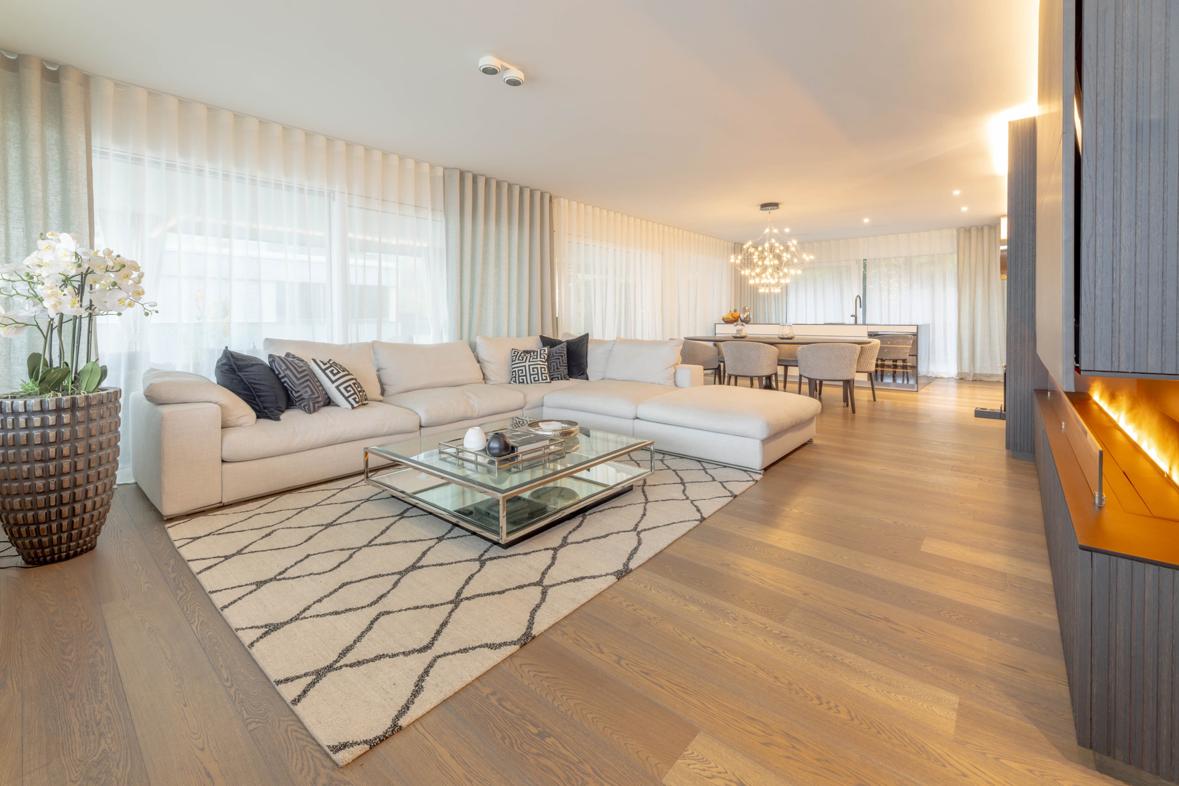 Exclusive Designer Residence with Unobstructed Lake Views