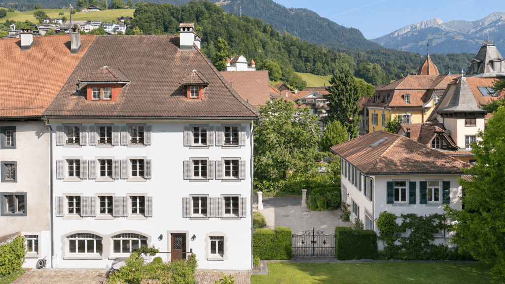 Historisches Anwesen in Sarnen